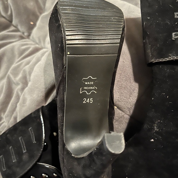 Fashion heeled boots - Picture 3 of 3